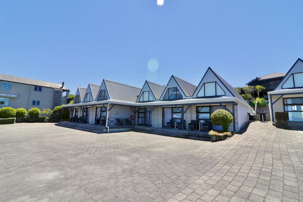 Gables Lakefront Resort Tauposee Exterior foto