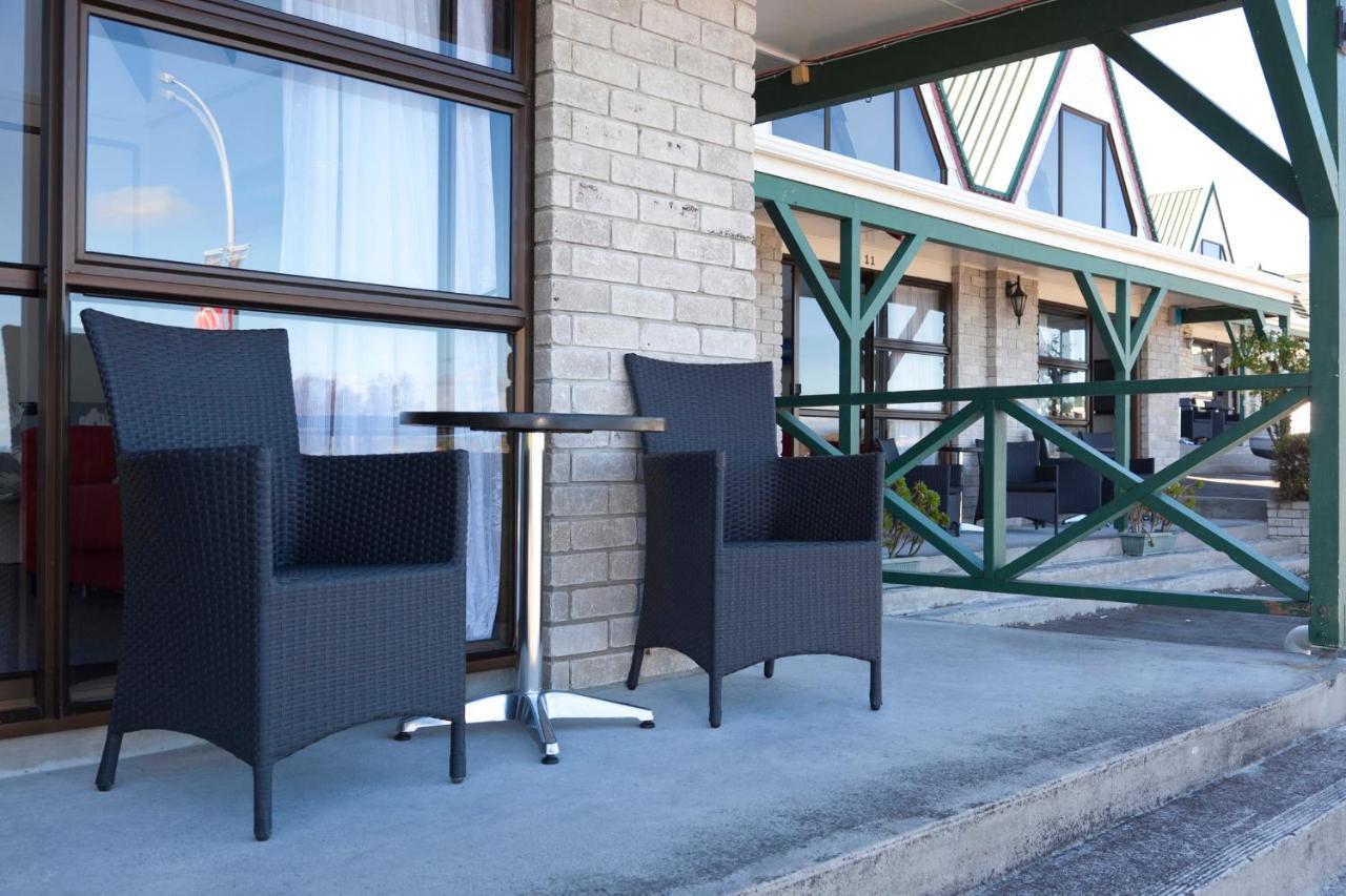 Gables Lakefront Resort Tauposee Exterior foto